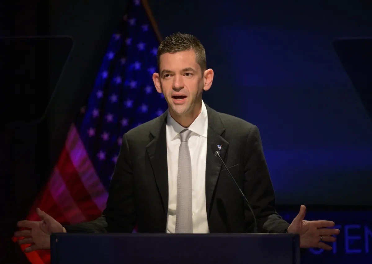 white house proposes nasa budget cuts again

In the 2027 fiscal year, NASA is facing a budget reduction to $18.8 billion, a 23% decrease from the previous year's approved budget. This decrease will impact funding for scientific research, the International Space Station (ISS), and advancements in space technologies.

Conversely, there is a planned $8.5 billion increase in funding for lunar exploration, indicating a shift in NASA's priorities towards furthering exploration efforts on the moon.