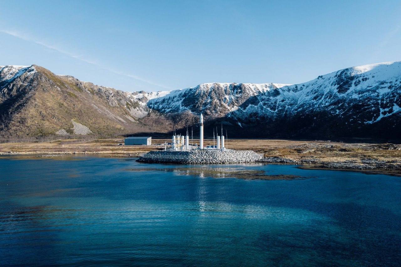 Dialogue with Fishermen Established: Norway Prepares for Another Attempt to Launch German Spectrum Rocket

The first launch of a two-stage light-class rocket powered by oxygen-propane engines was unsuccessful. The subsequent launch was postponed as fishing vessels were still present in the dangerous area.

A new launch is planned for April 9, aiming to deploy spacecraft from various European countries, including Germany, Slovenia, Bulgaria, Norway, and Austria.