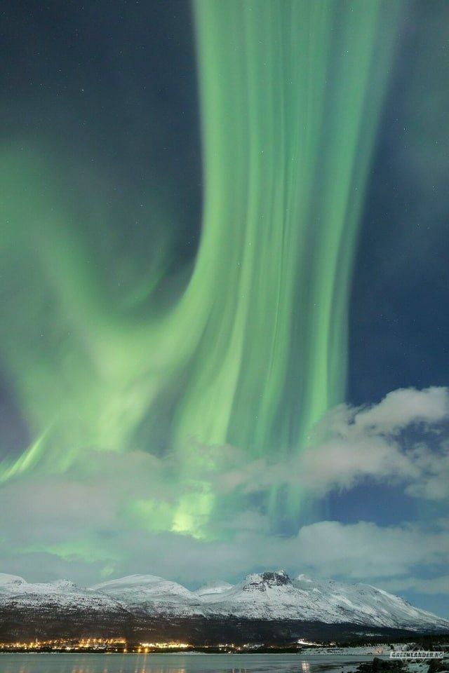 Solar Wind Penetrates Norway Due to Weakened Magnetic Field